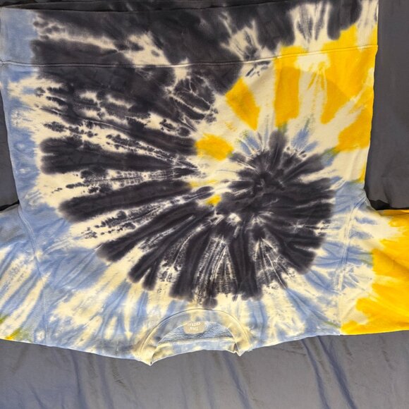 Aritzia TNA Cozy Fleece Tie-Dye Crewneck Sweatshirt Medium Blue Yellow - Picture 2 of 5